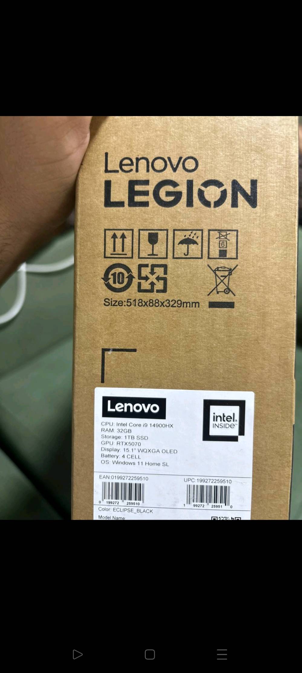 للبيع وحش القيمنق والرندرة الخارق (Lenovo Legion) - كسر لزيرو جهاز اوبن بوكس  بحالة الوكالة تماماً نضافه 100% 

الجهاز جديد ونظيف جداً جداً، خالي من أي شخط أو خدش، وبعده بضمانه الكامل متبقي بل ضمان 8 أشهر 

(الجهاز اجاني هدية وبس مفتوح من كارتونه فقط يعني غير مستخدم)

 والكرتونة والملحقات الأصلية كلها موجودة. 

المواصفات العالية جداً:• المعالج: Intel Core i9-14900HX (أقوى معالج للرندرة والألعاب الجيل 14)•

 كارت الشاشة: NVIDIA RTX 5070 8GB (تشغيل أحدث الألعاب بأعلى دقة)• 

الرام: 32GB DDR5•

 الهارد: 1TB SSD NVMe الخارق بسعته وسرعته•

 الشاشة: 15.1 إنش 2K  WQXGA OLED (ألوان حقيقية مخصصة للمصممين والمونتاج)•

البطاريه : 100%

 النظام: Windows 11 الأصلي
السعر: 2,900,000 دينار عراقي (وبيه مجال بسيط جداً للشراي الجاد والفوري).المكان: بغداد (متواجد للتوصيل أو المقابلة للمعاينة والفحص). للتواصل خاص هذا رقمي ***********.