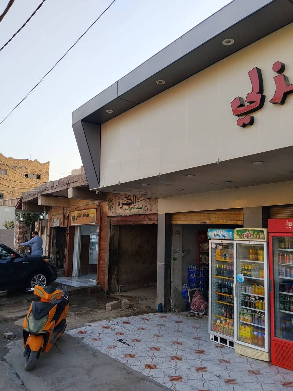 المسيب شارع الاعمار • محل للإيجار • واجهة ٢ ونص