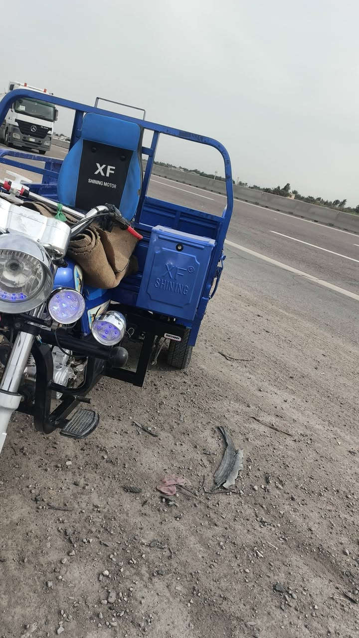 ستوته بتره موديل 25طالعه بشهر ال10مكفوله من كلشي تاخذه بوجهك للشغل مثل  ونضيفه ماموضح بالصوره رقم الهاتف موجود واتساب ***********سعره مليونين و600 ممتواجد بالفيس
