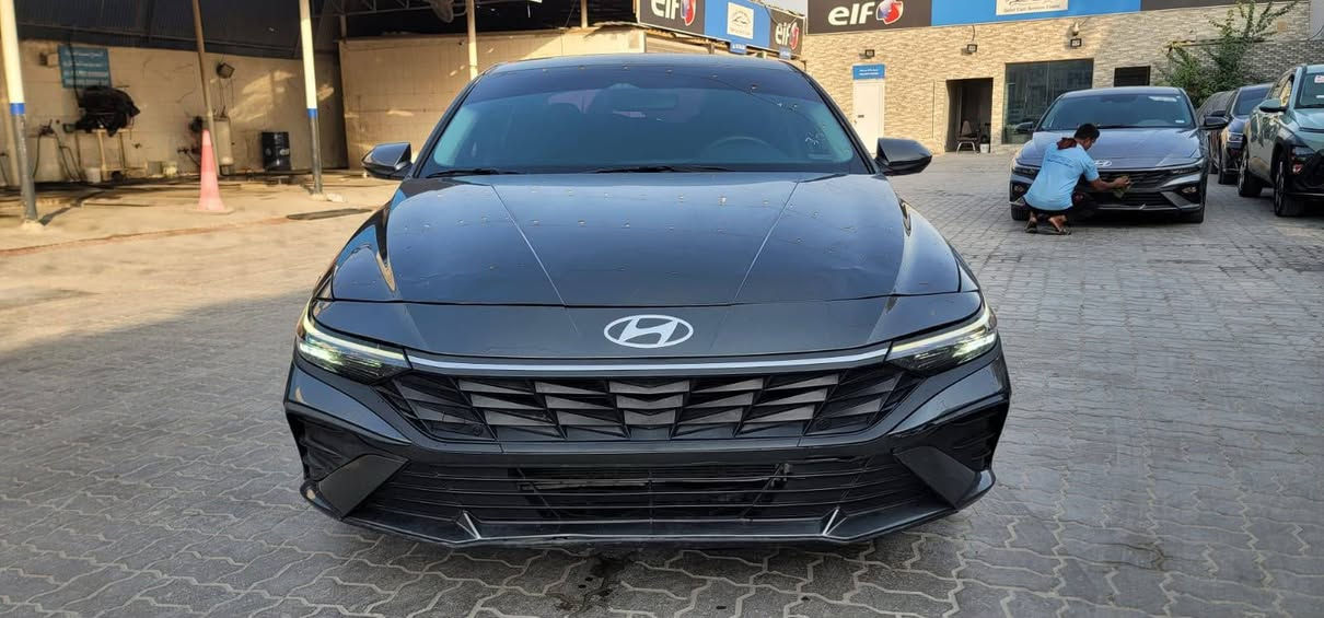 🚗 Hyundai Elantra 2024
💰 السعر: ‏١١٥ US$

🚢 السيارة تصل إلى الميناء مع التصليح بالسعر المنشور وغير مدفوعة الكمرك

📋 المواصفات:
🚘 نوع الهيكل: سيدان
🚙 الموديل: Elantra
🏷️ الفئة: Sel
🔧 المحرك: 2.0L, 4 cyl., 41HP
⛽ نوع الوقود: بنزين
⚙️ ناقل الحركة: أوتوماتيك
🛞 نظام الدفع: FWD
🎨 اللون الخارجي: رمادي
🛣️ المسافة المقطوعة: 41958 miles
💥 الأضرار: أمامي / Rear
🔑 المفاتيح: نعم
📆 تاريخ البيع: 2025-10-23
🆔 الشاصي (VIN): KMHLM4DG7RU676740
🔢 رقم اللوت: 1-65504945

📞 للاستفسار والحجز واتساب: +9647838304504
📅 تاريخ النشر: ٤‏/١٠‏/٢٠٢٦
🔗 رابط السيارة: https://car4i.com/cars/2529dc81-c42d-475f-ab24-216437edda38 https://car4i.com/cars/2529dc81-c42d-475f-ab24-216437edda38

نص مكتوب في الصور:
- سيارات الوارد الامريكي اشتري الان احمد الشمري النترا 2024 مشحونه للبصره (مكفوله من الصبغ) واصل ميناء 115 السعر 115 السيارة واصل الى الميناء مع تصليح وغير مدفوع الكمرك ويمكن ادخالها كتاب شهداء للاتصال والاستفسار ***********