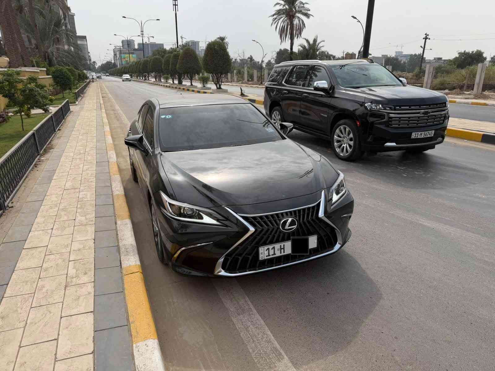 لكزس ES350 بلاتينيوم • ٢٠٢٤ • رقم بغداد