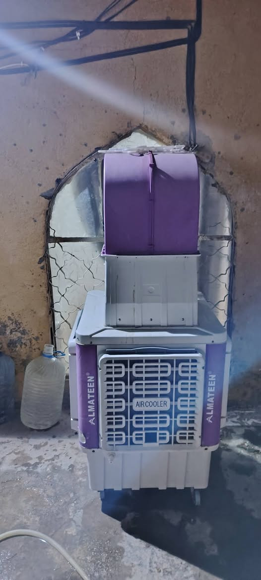 سلام عليكم مبرده مستعمله نضيفه شوفت عينك بروده جيده اي نقص مابيها ما داخله تصليح سبقا  العنوان شهدا الموضفين *********** $ سعرها ٢٢٥ وبيها مجال بصيط
