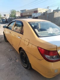 بي وايدي F3 • ٢٠١١ • فتحة بانوراما