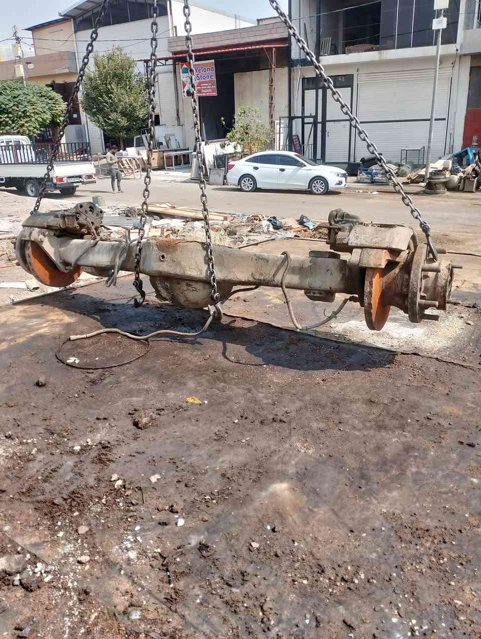 ئەکسلی داف 6 بڕغوو
سڵاوی خوا لەهەموو لایەک ئەکسلی داف 6 بڕغوو بۆ فرۆشتن 
***********
شوێن / سلێمانی / مەنتیقە سەناعەی هوانە
