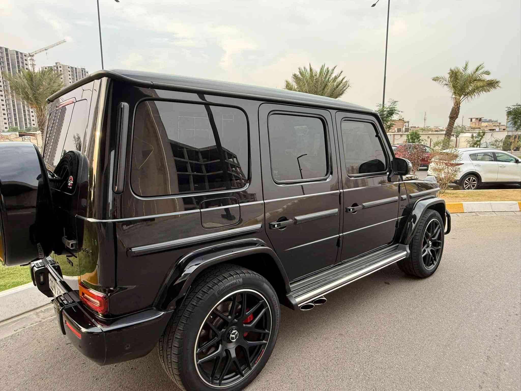 سلام عليكم مارسيدسجي 63 وكاله BCM سيارة مكفوله كفاله عامه من كلشي مغلفه BBF بالكامل ادشن 1 نايت بكج  سيارة مابيها اي ملاحظة شرط الفحص بعدها بالوكالة مكاني بغداد الكرخ للاتصال ***********
