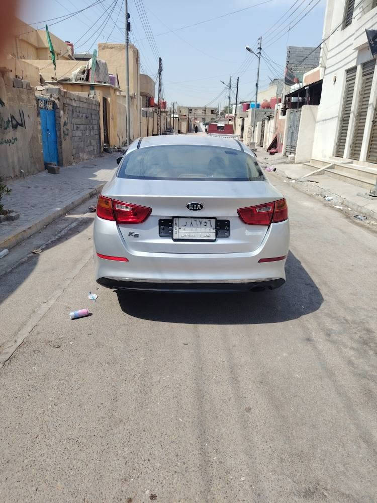 كي فايف مديل 14 وارد كوري مكفوله ضربه وتبديل جاهزه السياره مشروع وطني سنويه 28 مكينه تبريد حداده طخم تاير شاشه كامره حساس خلفي شاشه كامره تبريد تدفئه بلكشن تحكم جهتين مكينه 2000 بصره تحويل سنويه لغايه 28 سعر 97 العنوان بصره حي الحسين مستطيل *********** مديل البصرة, العراق
