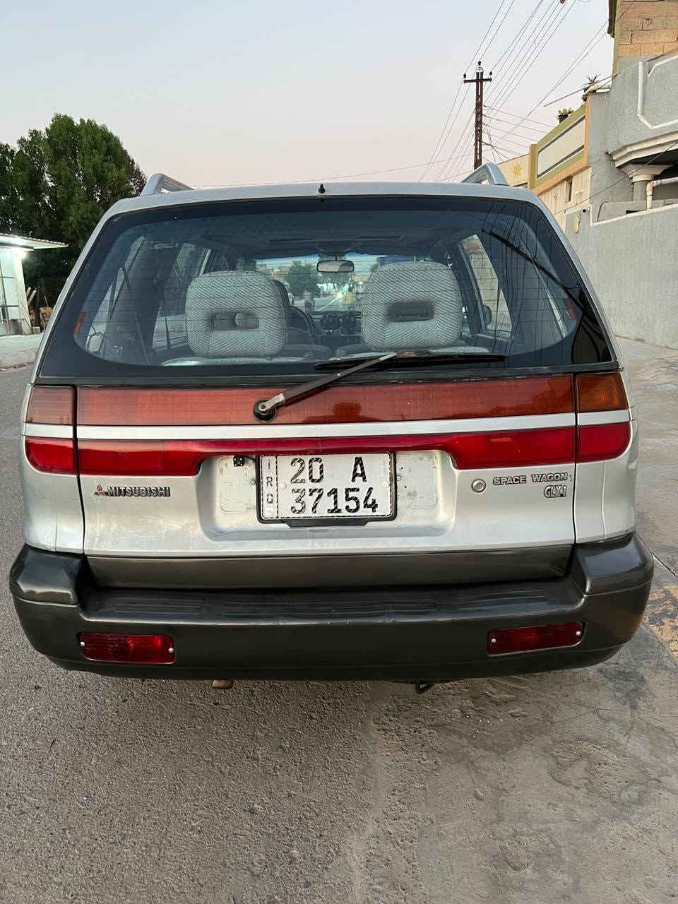 ميستيبوشي 7 راكب موديل 1993 بلادي مو تحوير 
رقم ديالى هزة وسنوية جديدة بأسمي 
محرك 2000 كير عادي 
بيها صبغ جامرلوغ امامي والهلال الخلفي بدون اي ضربه كلها على البلاد
كير محرك صدر خير من الله 
فتحة شغالة 
غرفتها جديدة كلش 
كهربائيات كلها شغاله من الدعامية للدعامية 
سيارة جاهزة 
السعر ٣٥ 
ديالى / المقدادية 
للاستفسار ***********
