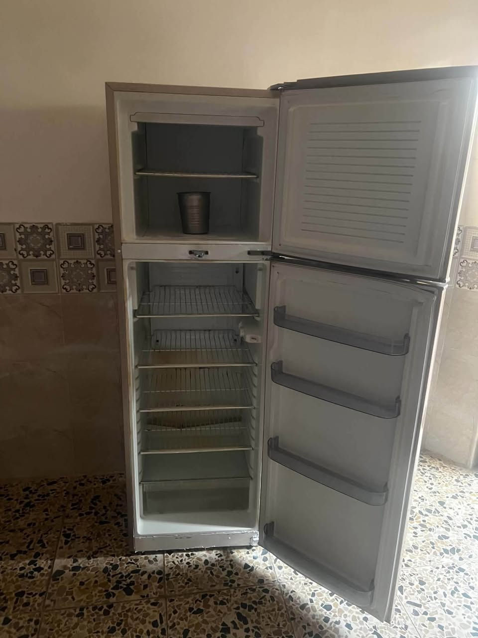 ثلاجة • سعر خاص • كوت نواب