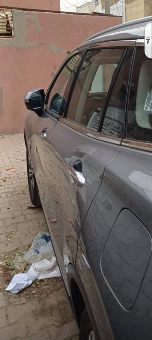 فورد تيري توري اعلى فئه موديل 2024 السياره مغلفه بل كامل bbf
صار بيها حادث ربع البنيد فقط 

مكان السياره بغداد 
السعر 175 وبيها مجال 
السياره ماشيه 20 الف 

الرقم ***********
