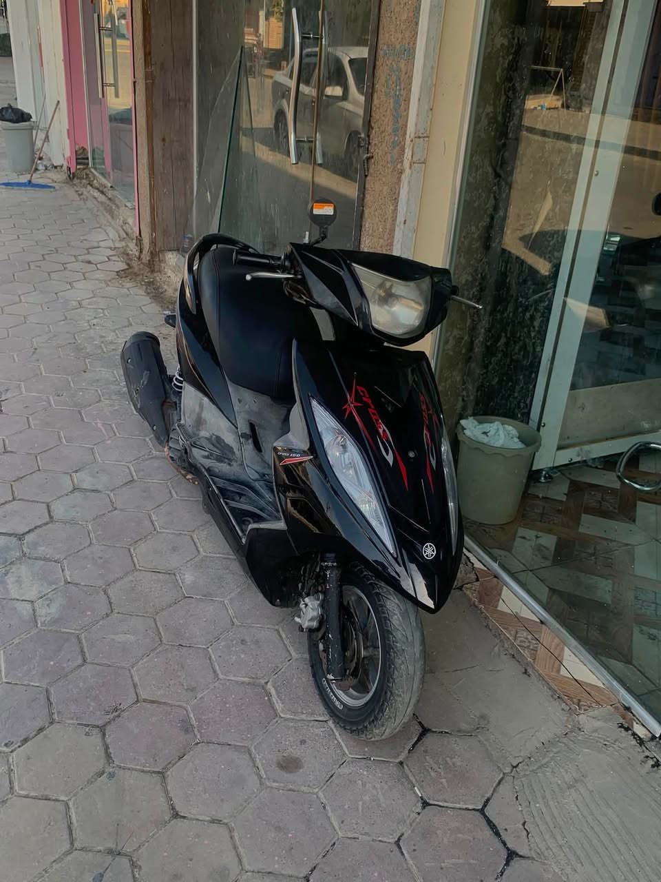 السلام عليكم جيتي ار للبيع فول نضافه ما ناقصه اي شي مكينه ما مفتوحه وناعمه تجيب فيتر وتفحص ترايك للبصره دراجه كهربائيات كامله كله مابيه نفص تخم تاير جديد صدر جديد بعده كلشي مابيه ب مليون وبيه مجال للشراي***********بكاني بغداد المدائن
