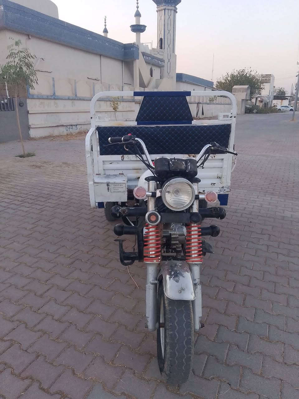 سه لا مو عليك ستوتا للبيع 2020شرت ما بيها عيب سعر1200بيها مجال رقم مو بايل *********** كركوك
