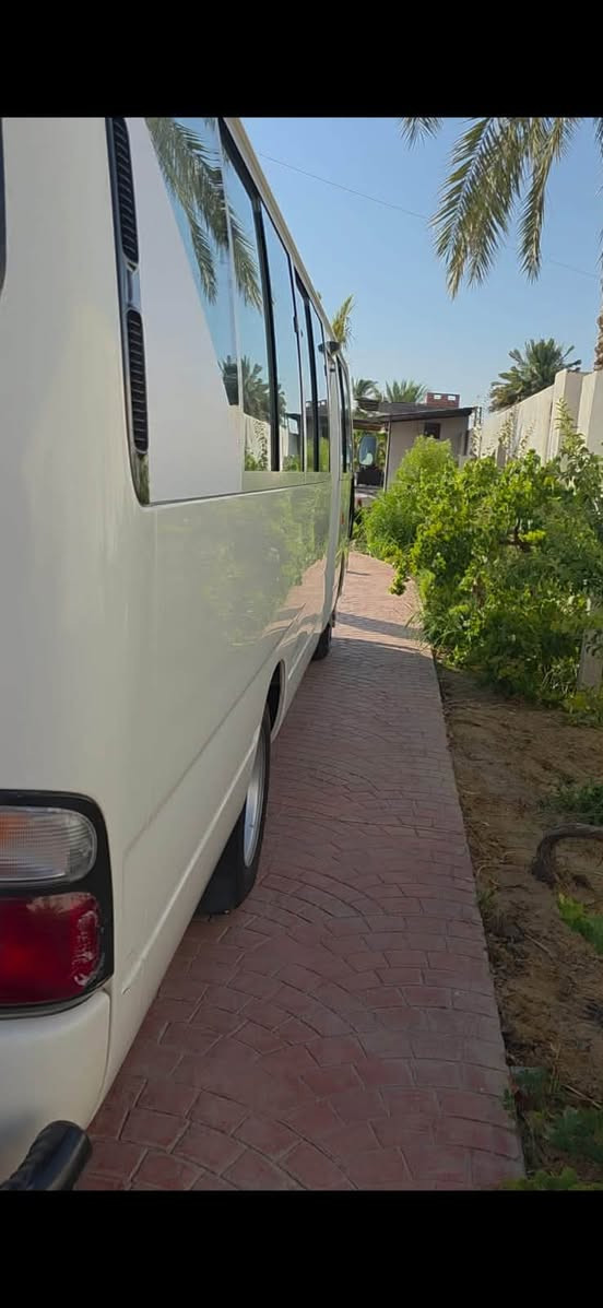 السلام عليكم كوستر (15)فول مواصفات سله رباط حاكيه ebc لبيع سياره جاهزه من كل النواحي ومصروف عليها صرف جناي //
موجود مقطع شرح لسياره كامل 
سياره رقم بغداد تحويل مباشر 
السعر 310 وبيها مجال 
عنوان السياره بغداد
اتصل ‭***********‬

