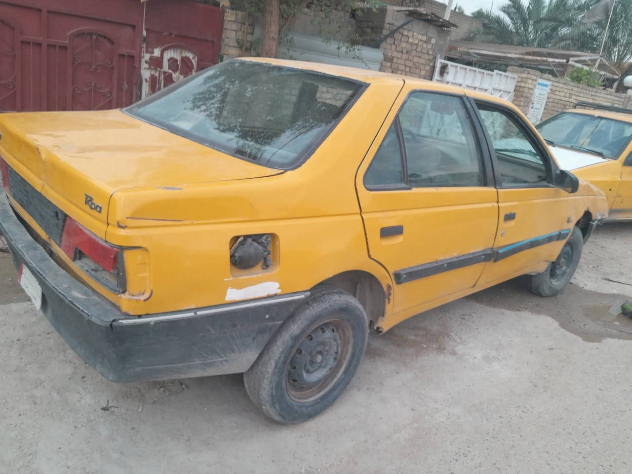بيجو • موديل ٢٠١٠ • بدون راعي