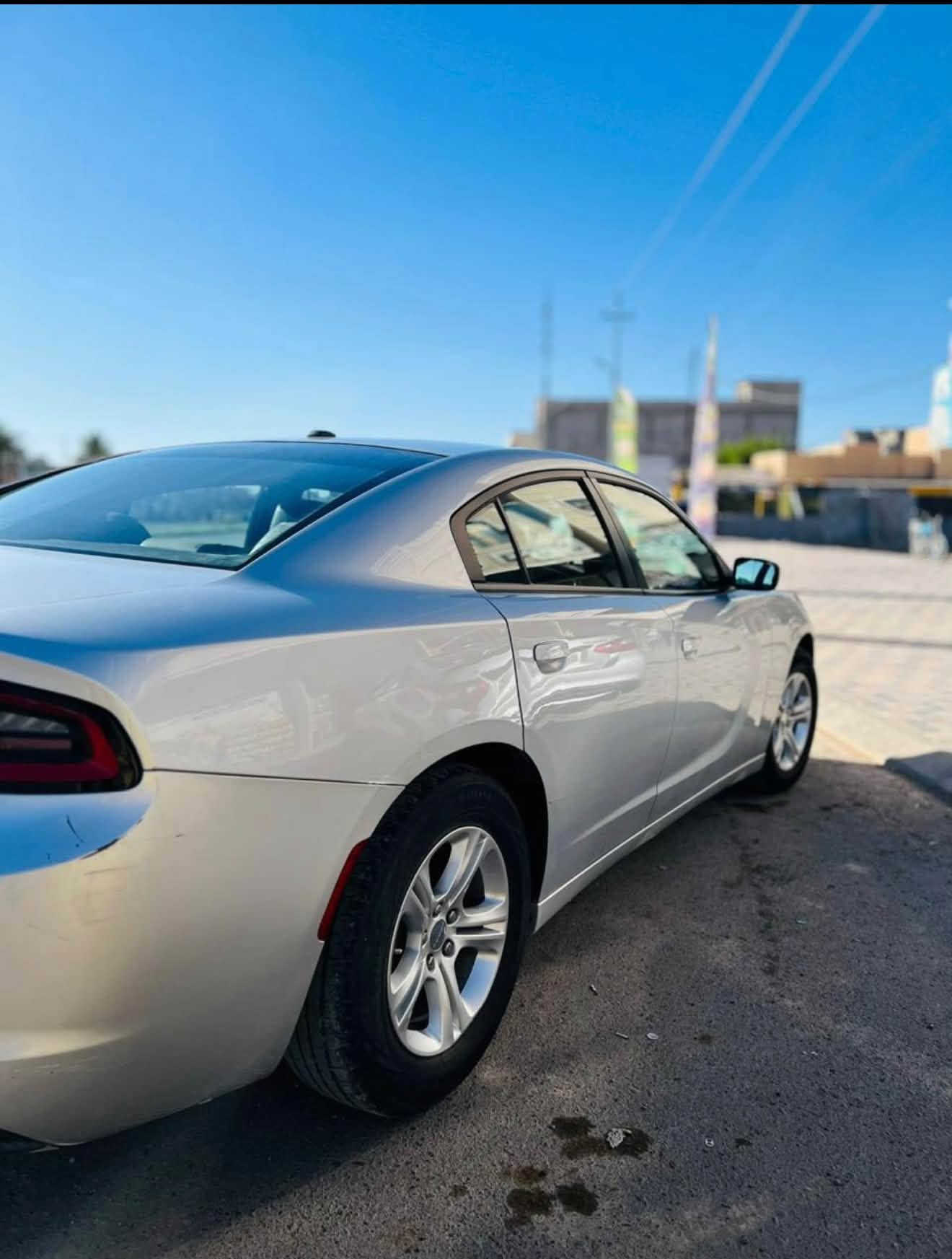 جارجر موديل 2020 sxt وارد امريكي بيها قطعتين صبغ بدون ايرباك سعر 175 وبيها مجال بسيط مكان السيارة تكريت
للاستفسار الاتصال *********** او ***********

نص مكتوب في الصور:
- للبيع
- بيع