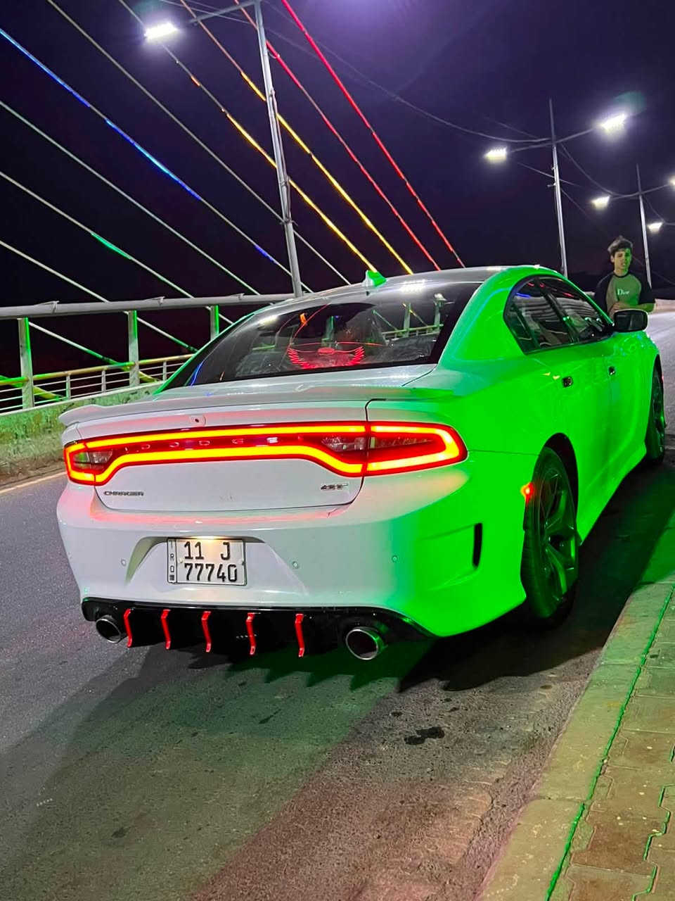 : دودج جارجر GT 2019 تو ويل
 مكان السيارة: بغداد

 السعر :علق رقم (1) يوصلك مباشرةً✅✅

 ماشيه 90
 المحرك: 6 سلندر – 3600
• شاشة كبيرة
• إنارة الداشبول والأبواب
• تحكم عن بعد بالهاتف
تخم تاير جديد 
⚠️ أضرار السيار
• وارد أمريكي
• صبغ البنيد  ودعاميه
• الإيرباكات سليمة
• صور الحادث مرفقة مع الصور
• صورة السونار مرفقة مع الصور

📌 تفاصيل إضافية:
• رقم السيارة بغداد الدولي الجديد (مميز 77740)
• باسمي– تحويل مباشر
• حالة السيارة جاهزة بدون أي نواقص
• لون السيارة أبيض

📞 للتواصل: ***********
