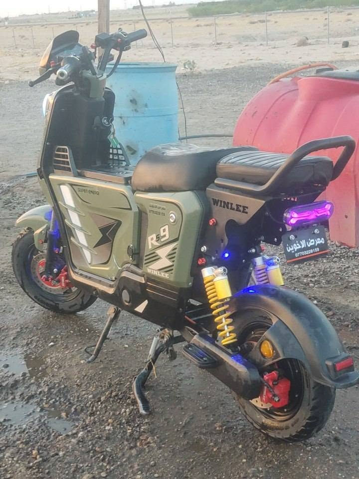 ---
*🔋 للبيع دراجة R9 موديل 2026 🔋* فول ومكفول 

*المواصفات:*
- بطارية 32 أمبير الأصلية
- ونلي أصلي موديل 2026
- الكهربائيات كلها شغالة 100%
- الحالة: ممتازة
-لايت عالي ناصي ثلجي
-اشاير يمنيه يسره للكزز
-دبل اشاره
-MB3بلاتوث مضخم

*📍 المكان:* البصره 
*💰 السعر:* خاص 
*📞 للاستفسار *********** يوجد واتساب 
--
