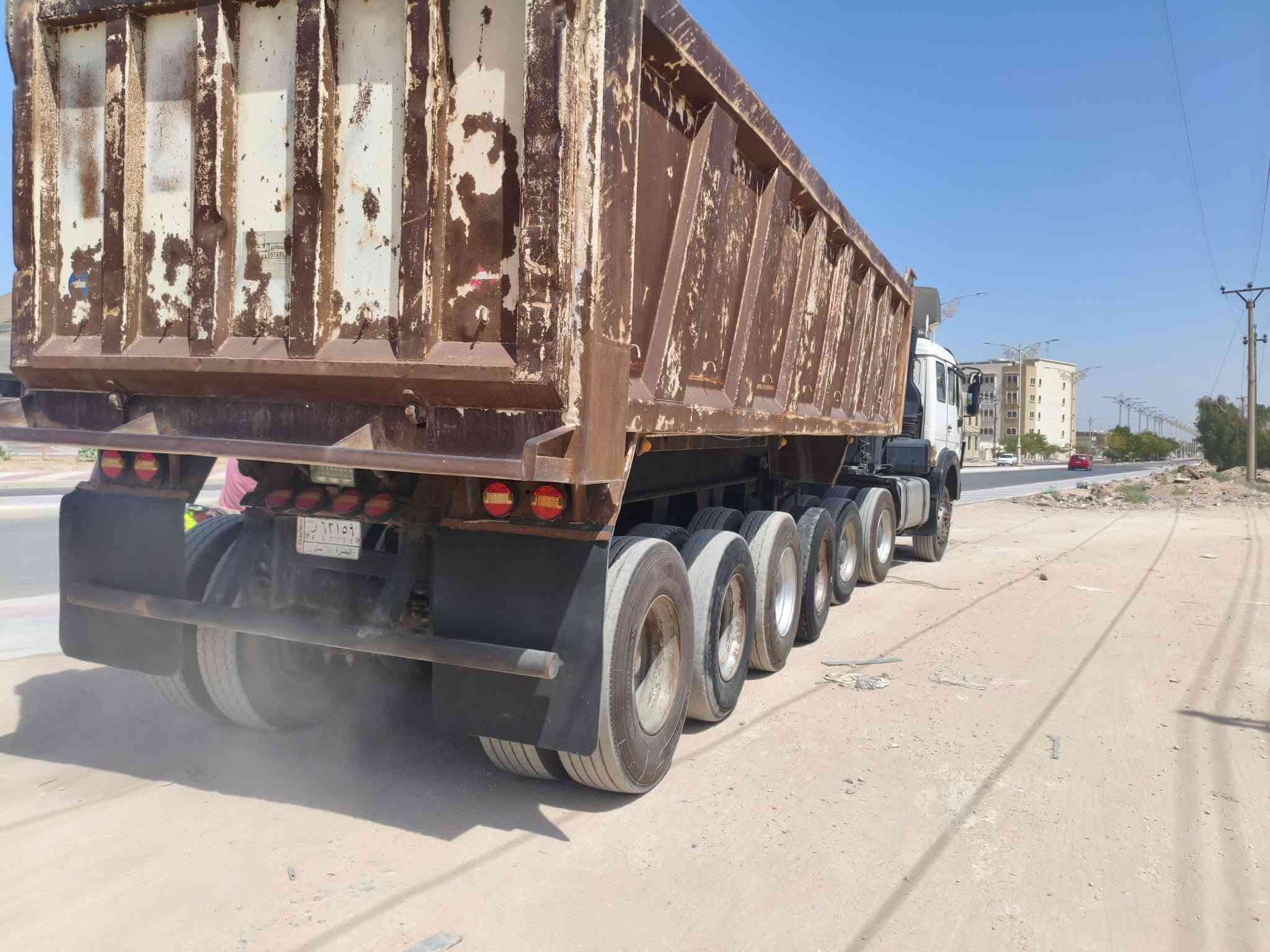 من رخصت الادمن للبيع راس البي 89 مكينه 35كير 160مجموعه نص جيئف ام القيطان قماره بدون صبغ تخم تأخير السياره عوزه زوجين  معه عربانه علم محور شريط اربع  دناكيرالسعر مناسب  اتصل وبيك خير وتدلل ***********
