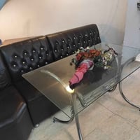 ميز طعام • ٢ كرسي • مخزن قلاب