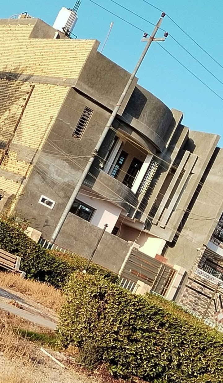 السلام عليكم 
بيت للبيع في قضاء النصر / خلف مدرسة الاستقلال مقابيل المتنزه البيت بناء درجه اولى حديث ومتعوب عليه كلش   قمت بذكر المواصفات في المنشور في الصور وايضا مواصفات اخرى عند رؤية البيت يتم ذكرها ..للاستفسار الاتصال على هذا الرقم *********** الرجاء المراسله او الاتصال فقط للشراي مع جزيل الشكر 🙏
