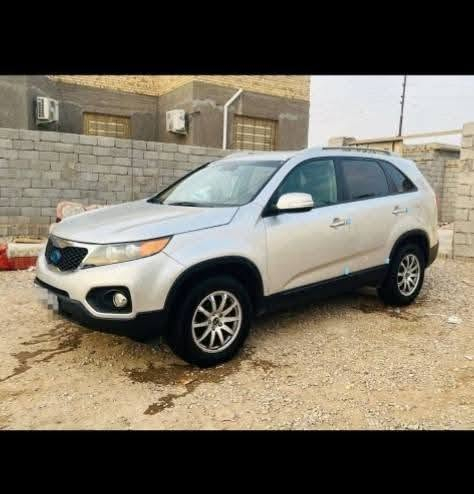 التواصل واتساب ***********
كيا سورينتو موديل 2013 جديدة بمعنى الكلمه أدوات كاز (سوبر) حصة كاز بجميع المحافظات يومية السيارة جديدة بمعنى الكلمة تخم تاير جديد بطارية جديدة مكينة وحدادية (المحرك والگير) كفالة  التبريد على الكفالة مكصوصه تبريد وتدفئة للكشنات كشن كهربائي مرايا جانبية شفط 7 راكب شلعه شرط اقوى من البانزين أرقام وسنوية جاهزة السيارة برغي ما ناقصها مال جناي السعر 55 المكان بصره
