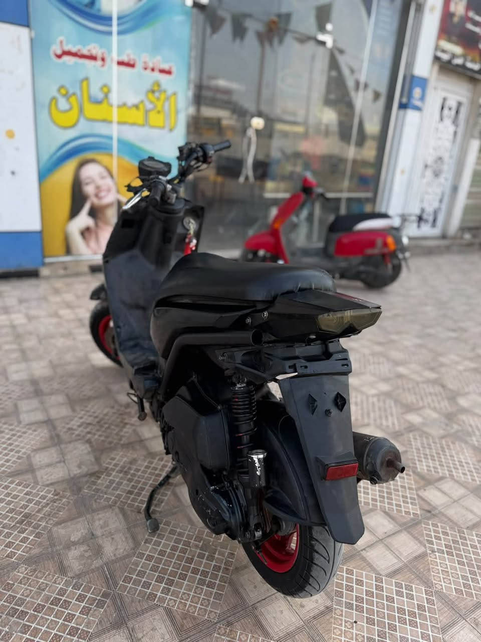 السلام عليكم
سكنس جبلي دراجة بلادية وماناقصهة شي
الدراجة ابيع طافية اكفل كرنك فقط 
سعر ٦٠٠قفل مكان ناصرية مركز 
واتساب ***********
