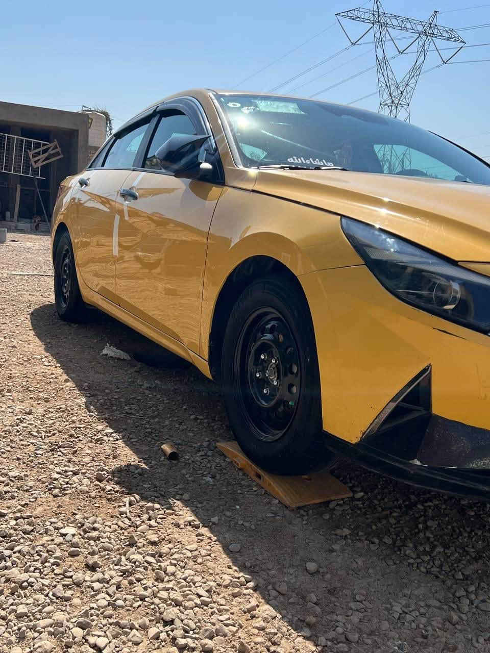 سلام عليكم النترا للبيع موديل 22هابيردوبانزين
سياره بيه جاملغ وبنيد ورقم شاصي موجود شوف حادث سياره 

سونار موجود بيه 

جهازه 💯 

تخم ويل 

تشغيل عن بعد

تبريد ثلج

تخم تايرات 

كير مكينه خير من الله 

حساسات امامي خلفي 

مري شفط 

حداديه جديده صدار امامي خلفي جديد سياره جهازه 

منضومه زنون 👌🏻

العنوآن بغداد 

***********

السعر 125وبيها مجال 🤍
