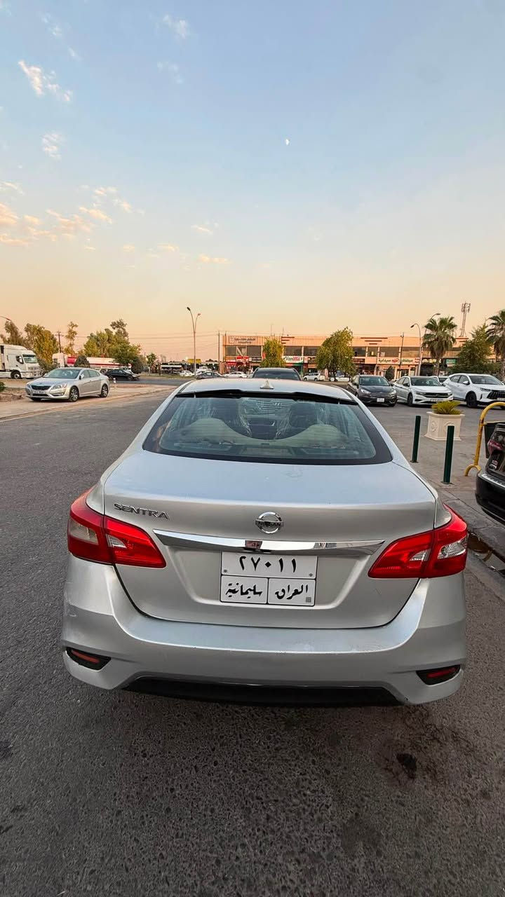 سێنترا ئەمەریکی مۆدیل ٢٠١٨ 
مواسفاتی عادی 
رەنگی سلڤەر 
گئرو مەکینە بە شەرت 
جەمپی ئەمەریکا سندوقی هیە لە رەقەم شانسیەکە دیارە بستەکی دەرگای لای سەکنی ساردەکوتە و سبوغه 
نیو بۆنیت سبوغه  و چامغى لاى سةكنى گوراوه و سبوغ كرايتةوه
رقم شانسي  3N1AB7AP9JY325761
سه ياره كه هى من نيه  ته له فونى خاوه نى
*********** أربيل, العراق
