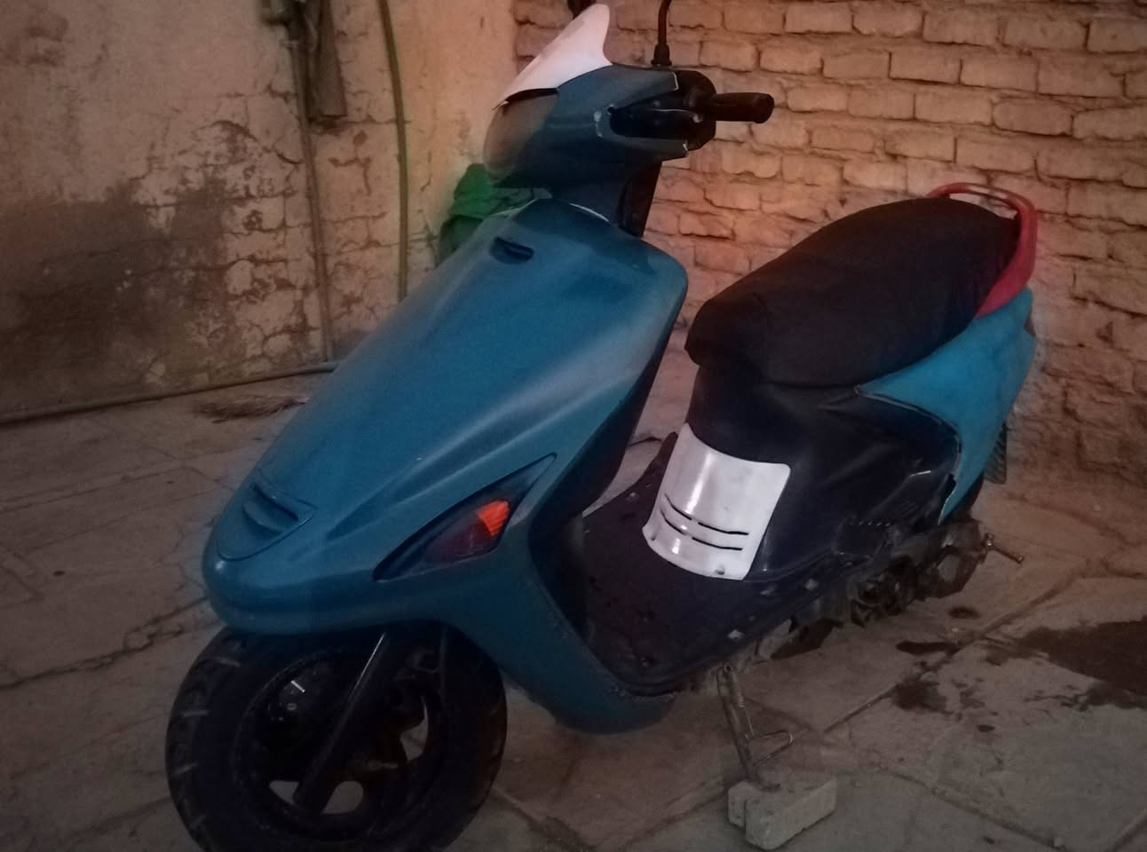 دراجه فراشه
فحل
140 km
نضيفه
عندي ما مجفته ابد ولاكن عد غيري لا أعلم 
صالنصه طبيعي مو رياضي
گلوب امامي ثلجي زنون متوسط
بريك خلفي وبريك امامي
هندر
لونه ازرق 
دراجه متگامله ما تگلف مبالغ ماليه
لا يوجد عطلات 
سعرها 300 الف وبيه مجال للطيبين ♥️ 
للتواصل
ع الرقم
*********** يوجد واتساب 
.
الخلل البيه الباتري ضعيف
