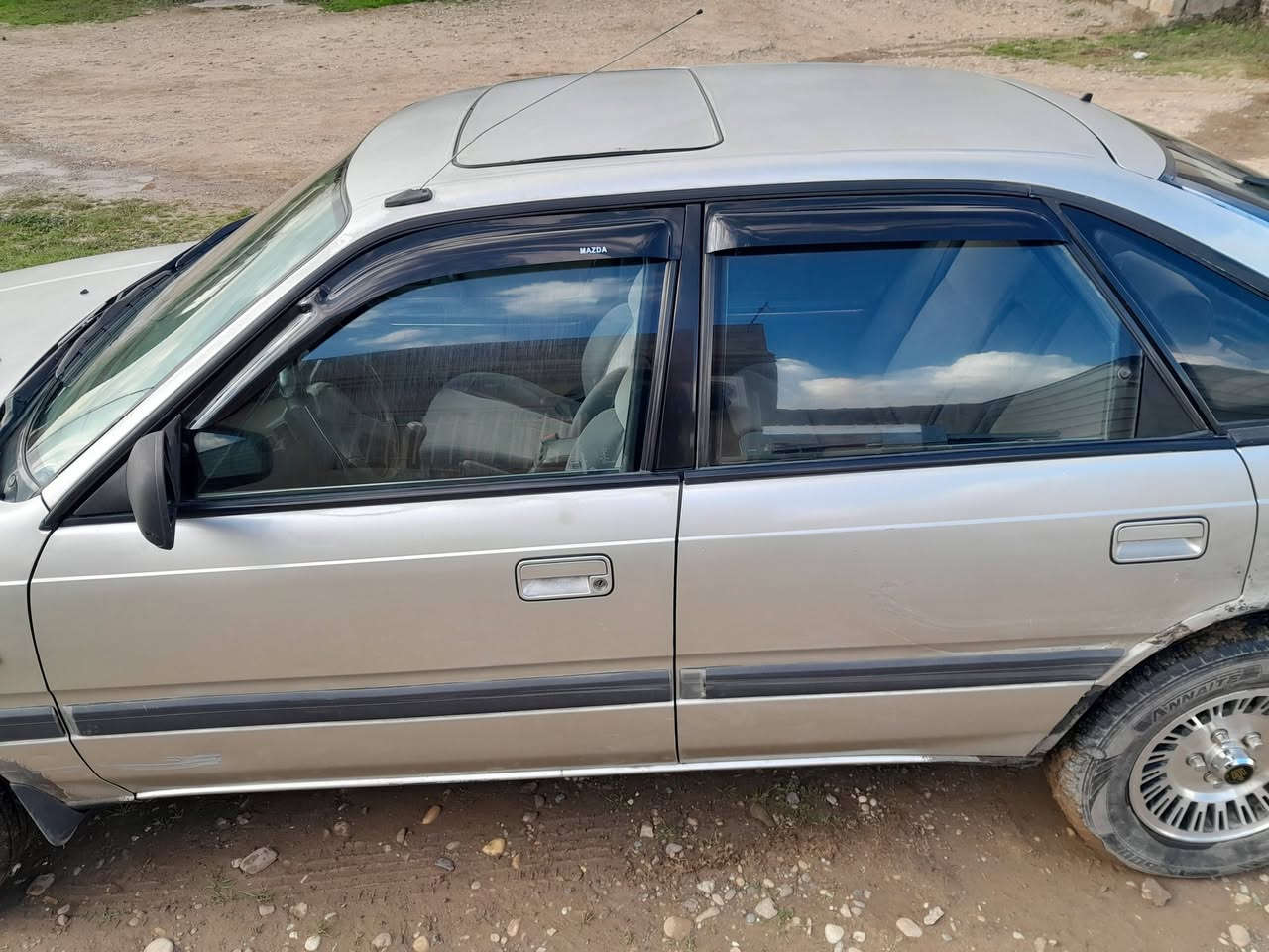 مازدا 626 محرك 8 بخ
کیر و محرك نظيف                                         فول توماتيك فقط كير عادي                                             شاشة ايباد + كاميرا + فتحت سقف سلايت
قفل مركزي ريمونت 
تبرید شغال
تدفئة شغالة 
كهربائیات كامل بشرط
قلیل الصرف للبانزین 
بدون صبغ بدون ضرر وبلا صدأ
طخم جدید + بطارية جديدة 
سيارة مال جناي ومصروف عليها
رقم نينوى شرط التحويل كابون بانزين                                  السعر 40 بيها مجال للشراي
هاتف 📞 ***********
