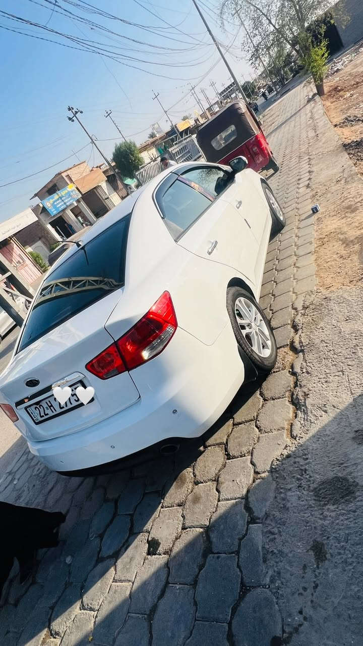 السلام عليكم

بيع او مراوس شعندك نزل او واتساب *********** 

نوع:سيراتو  خليجي

موديل:13

لون:ابيض

مواصفات: فول واحد ع واحد

فتحه 

اشاير مري

مري شفط

حساسات 

تحكم ستيرن

شفتات ستيرن

تخم تايرات جدد

حجم المكينه:1.600

گير: 6 نمر 

ضرر ٣قطع صبغ 

رقم السياره : اربيل انكليزي الجديد

ملاحظه: كير مكينه حداديه تخم تاير منظومه تبريد جامه اماميه نوزلات بلكات مجاول كله جديد ومكفول

السعر : ٩٥وبيه مجال قليل 
موقع السياره: كربلاء
