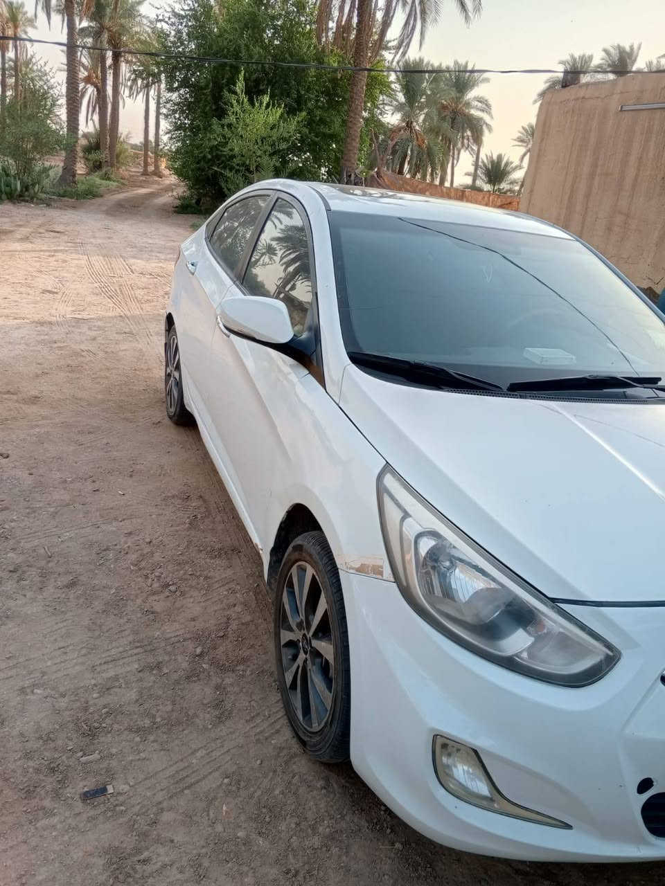 سلام عليكم  اكسنت موديل 2016 خليجي مكفولة 
السياره جاهزه من كلشي محرك 1600
تبريد ثلج   
حداديه تخم تاير 
بيه بارد  بسيط 
سعر 100 وبيه مجال للشراء 
***********
***********
للتواصل
