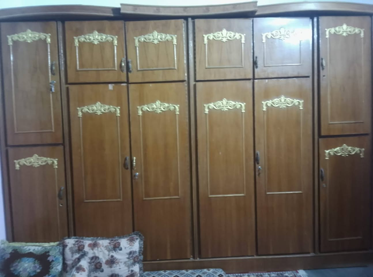 السلام عليكم عندي كنتور للبيع ستبول طابخ سكن محافظه الانبار رمادي السعر والاستفسار على الواتساب  ***********
