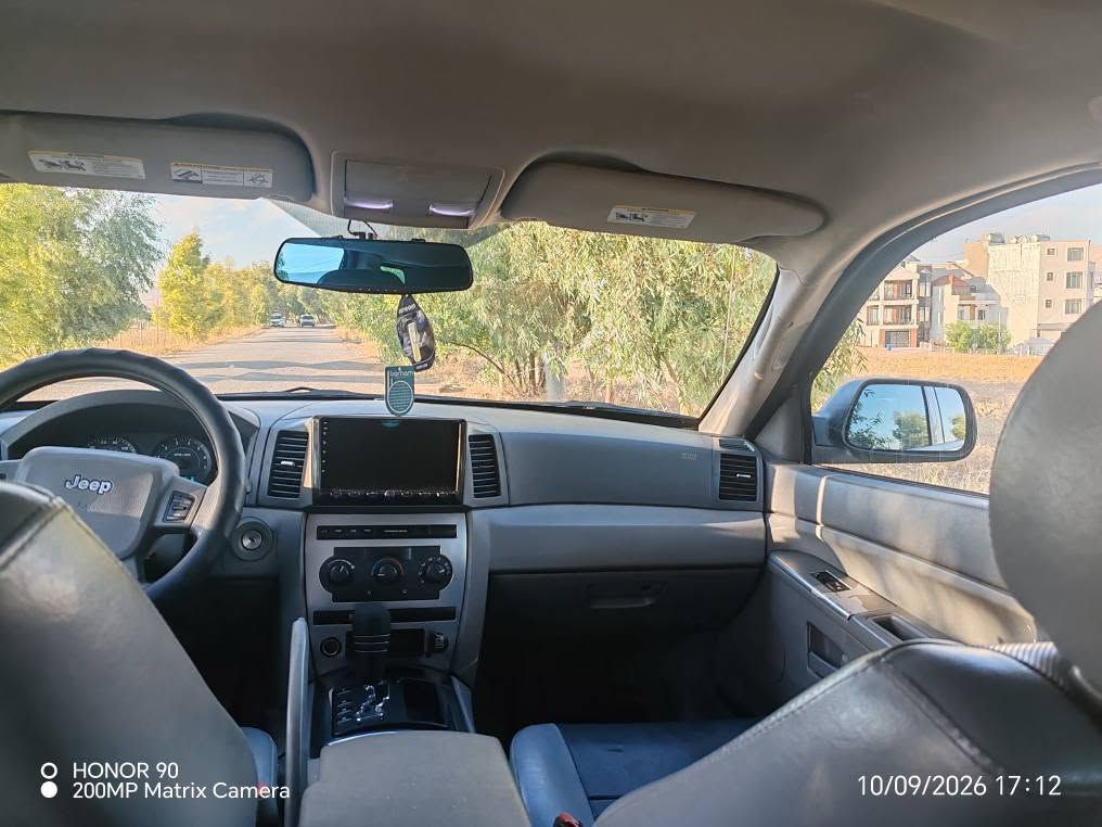 jeep larido 2006

گيرو مه كينه به شه رت
بوياخ يه ك په له. بي ده عم... ده عمي نييه 
ده بل ئه كسل   مه رغوب
V6 مه رغوب 
بوياغ ته نك مه رغوب كال بونه وه ي نييه 
ته حديد سورعه
دژه فول
كوشن جه لد
كوشن كا ره با
ئاوينه كاره با
بلاجيكتور 
ته بريد ساردو گه رم به شه رت
119 mi. روشتووه. 
زور پاك ماوه ته وه
مه سروفي نييه تازه سيرڤس كراوه 
سه نه وي تازه به سه ر چووه.  به ناو كردن به شه رت

***********

*********** السليمانية, العراق

نص مكتوب في الصور:
- O HONOR 90 200MP Matrix Camera 10/09/2026 17:13
- O HONOR 90
- 200MP Matrix Camera
- 10/09/2026 17:12
- O HONOR 90 200MP Matrix Camera 10/09/2026 17:59