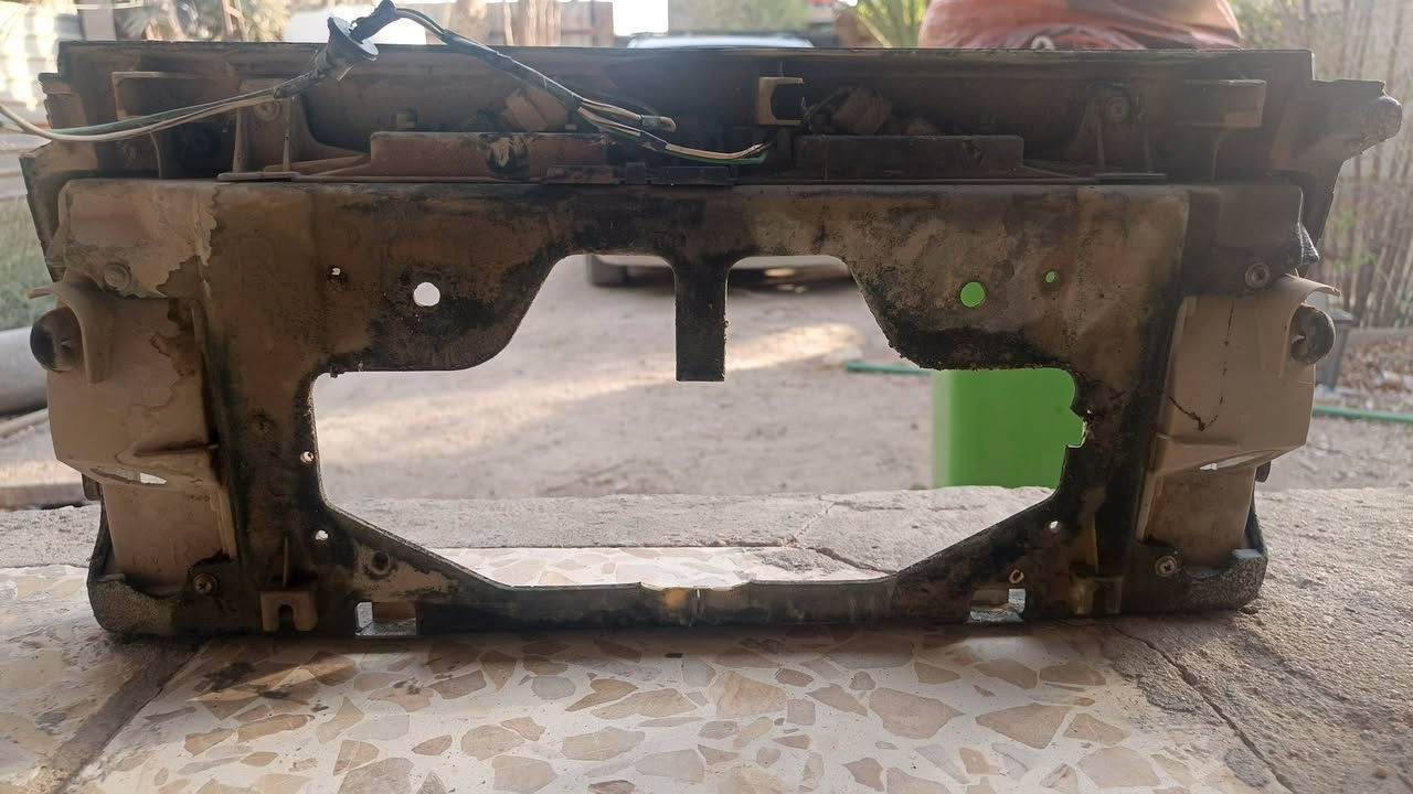 سلام عليكم
لايت و سكن و قاعده الرقم جديدات جظا 
السعر ٨٠ الف 
الرقم ***********
