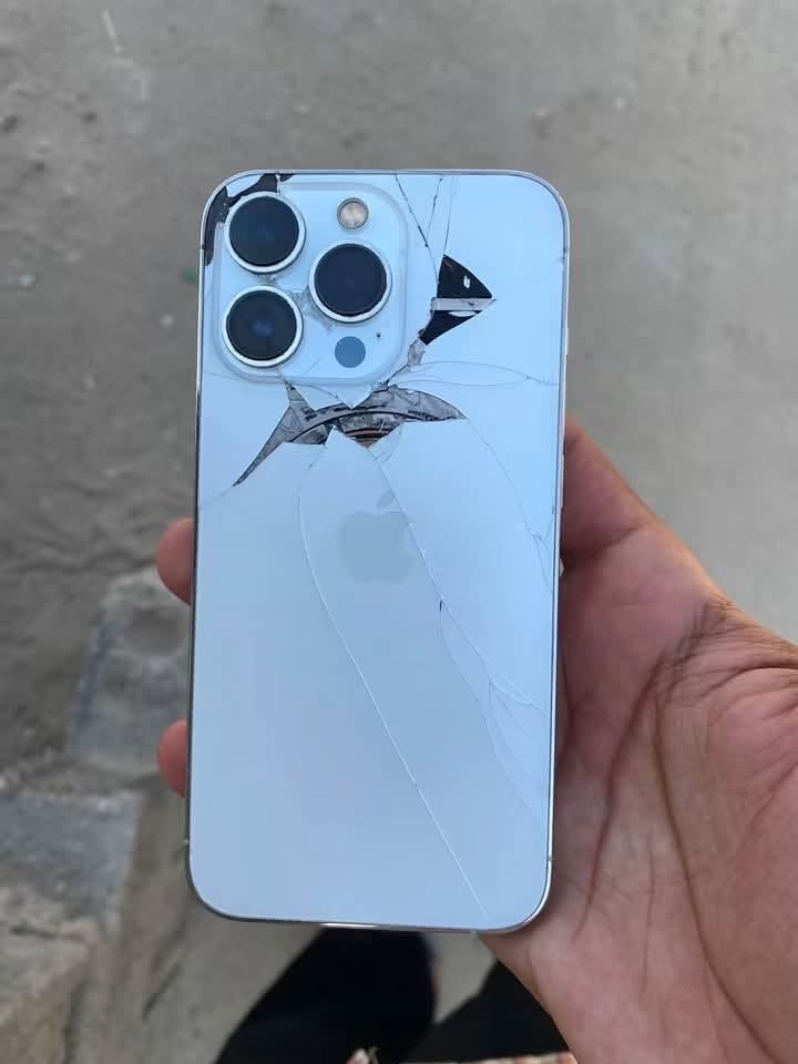 ايفون 13 برو • ١٢٨ • بطارية ١٠٠٪