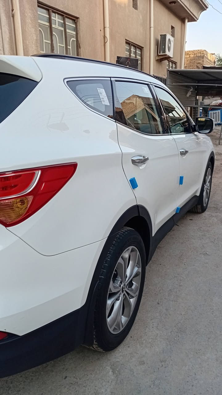السلام عليكم
سيارة هونداي سنتافي موديل ٢٠١٣ رقم بغداد للبيع فول مواصفات ثلاث قطع تبريد بصمه مري شفط فول تحكم شغال كشن السايق كهربائي ٧ راكب السيارة فور ويل مانع انزلاق فول بنوراما نضام نزول منحدرات مثبت سرعه السياره بيها صبغ شوي من باب العبري ونص الباب الخلفي وشوي من الجاملغ الخلفي السعر ١٤٠ وبيها مجال
للتواصل *********** اتصال وموجود واتساب
