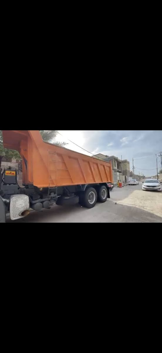 سلام عليكم
للبيع بدي مايلر كويتي  
الطول 6م
ذرعه ١٨متر 
جك بلادي هايفه  
البدي كامل مع الدبل شاصي مع تانكي هدروليك 
كامل 
السعر ٢٥ ورقه وبي مجال للشراي العنوان واسط النعمانيه 
***********
***********
