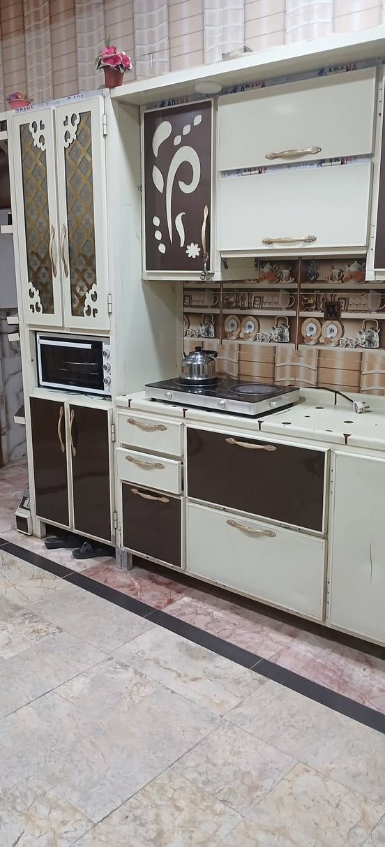 كاونتر للبيع طابقين ***********
