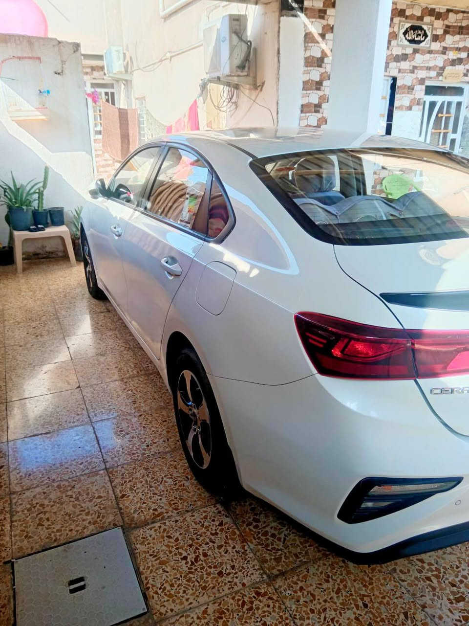 لام عليكم سيراتو موديل 2019خليجي سياره مال جناي مرتبه نص فول بيه قطعتين صبغ الباقي كفاله مكينه الف 600 معروضه 133وبيه مجال بصيط باقي التفاصيل اتصل وتدلل ***********  مكان واسط الصويره
