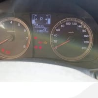 للبيع اكسنت موديل 2016 ابيض خليجي محرك 1600قطرتين  تدفئه تبريد شغال حد...