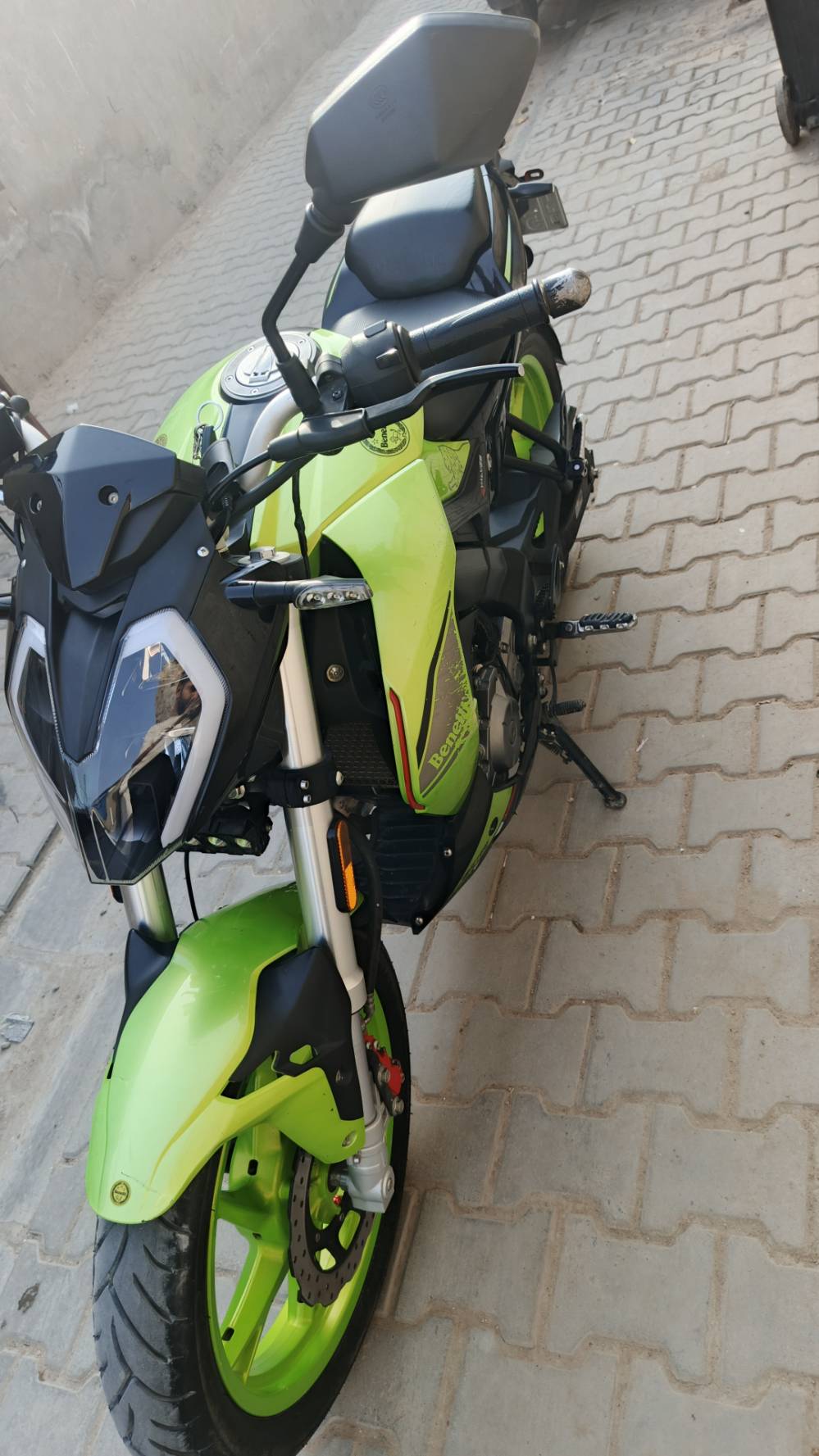 بنلي 180s • ٢٠٢١ • ٥٥٠٠٠