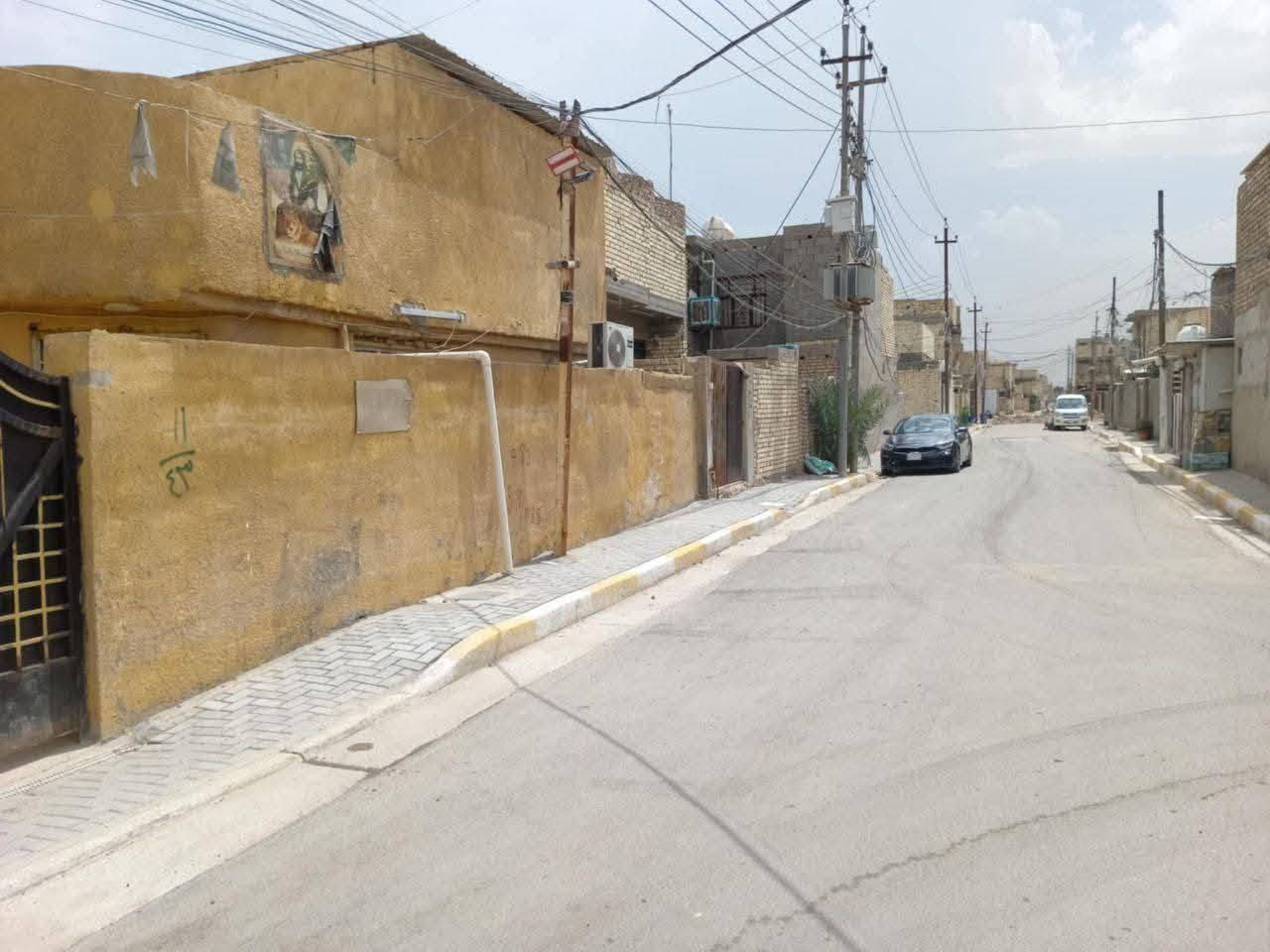 بيت للبيع بحي السفير مساحة 125 مربع
***********
