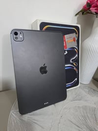 ايباد M5 • ٢٥٦ • ١١ انچ