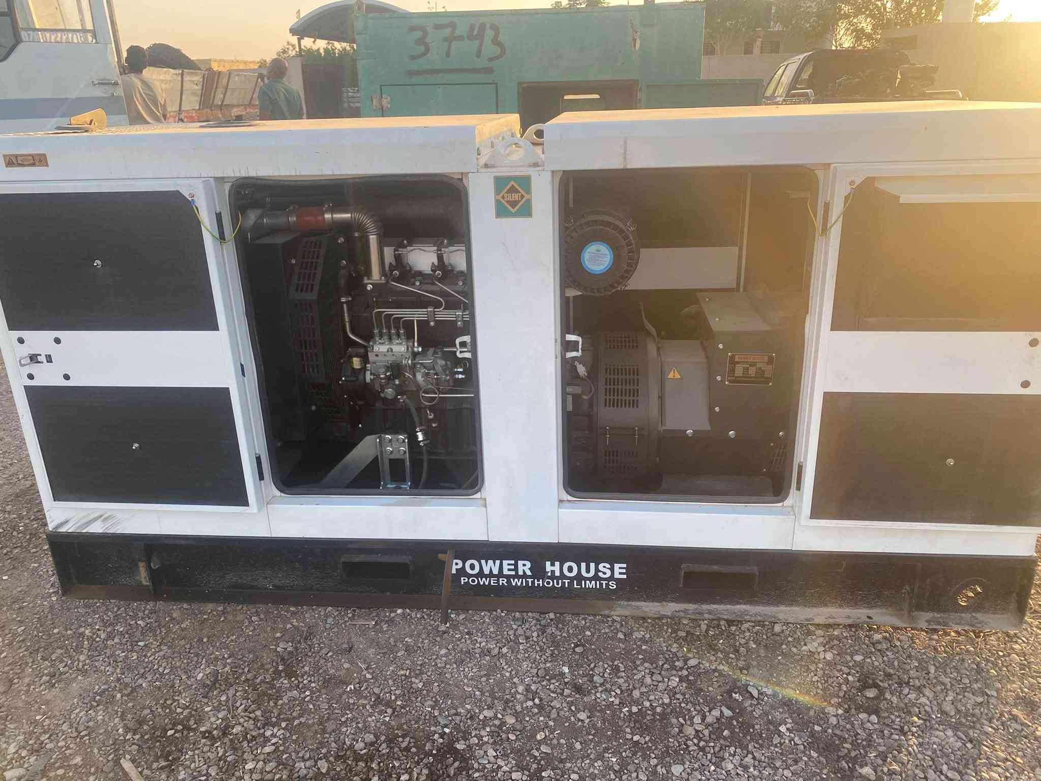للبيع مولد بيركنز صيني 75 kv السعر 45 ورقة بيها مجال المكان واسط الكوت للاستفسار الاتصال على الرقم ***********@
