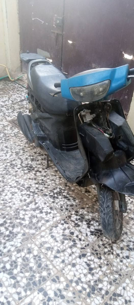 فرشه لبيع.  مجفته  صارله 4تيام.  ***********  290.الف. نجف.   مستعجل عل بيعه

