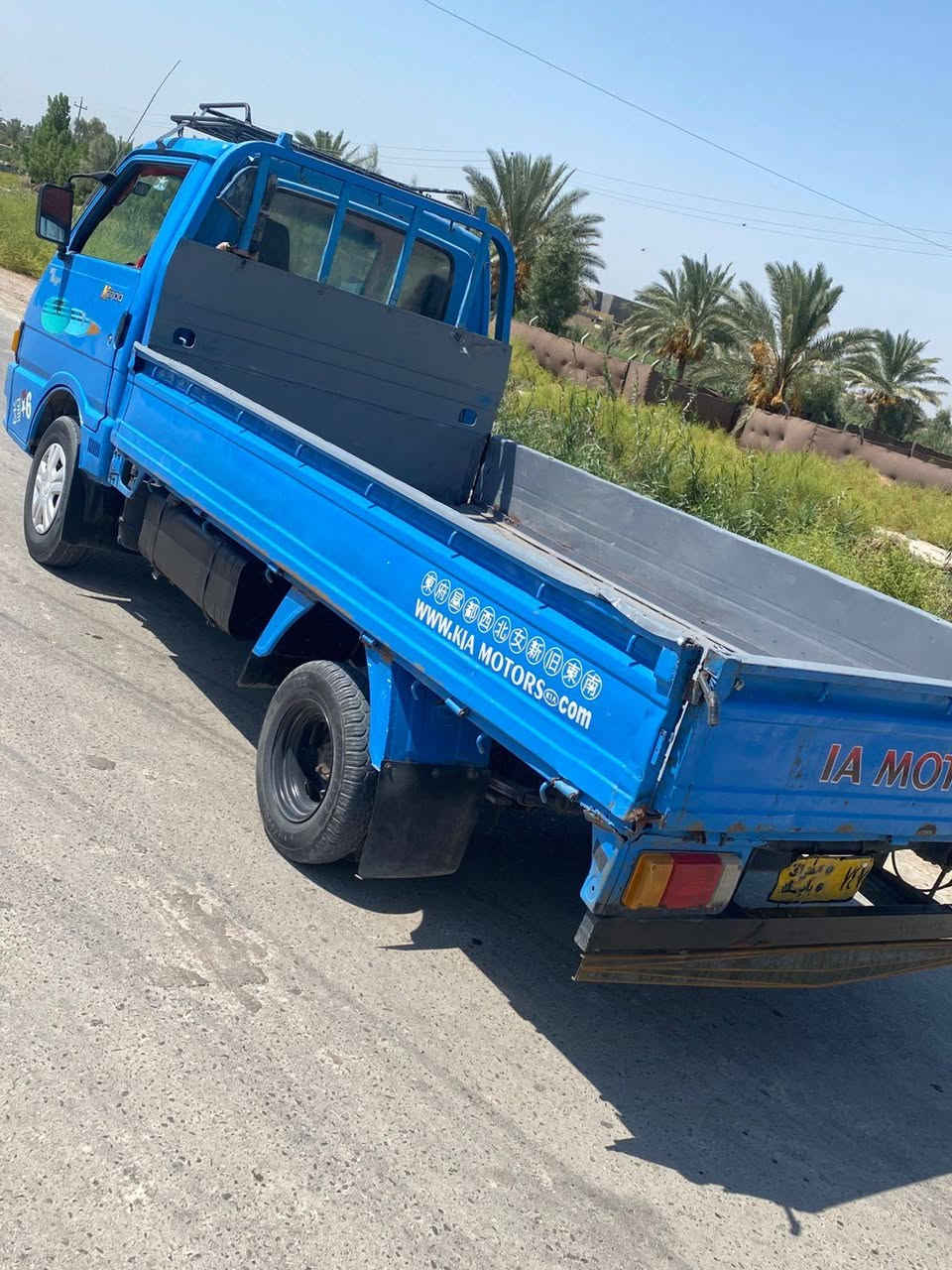السلام عليكم للبيع كيا موديل ١٩٩٤رقم نكليزي بسمائنه جاهزه كير محرك باور شاصي وقم شاصي شعار مثبت السعر ٣٨وبيه مجال ***********مكان السياره بابل حمزه الغربي
