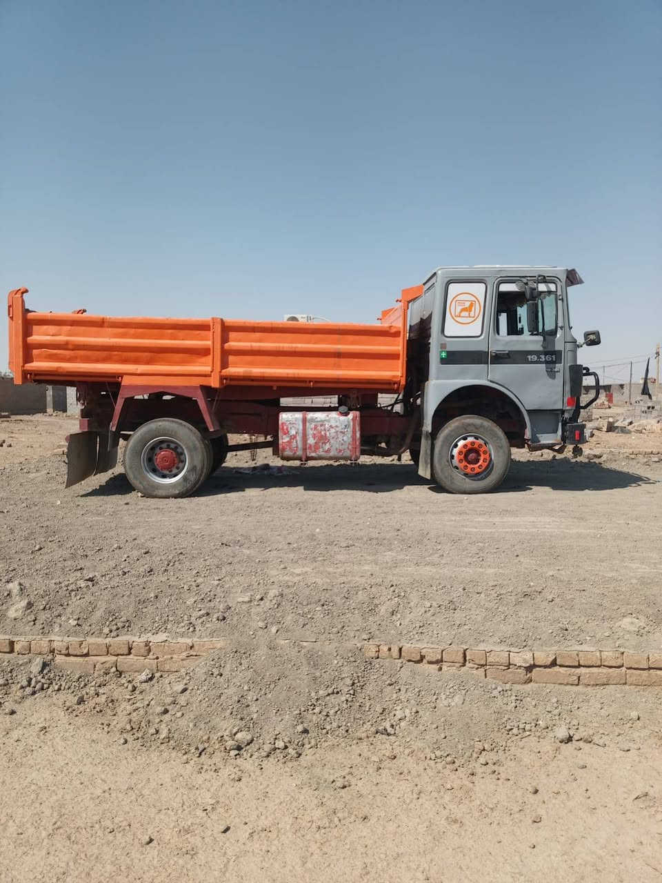***********.    سعر85.        مدل86محرك لبي كير130
