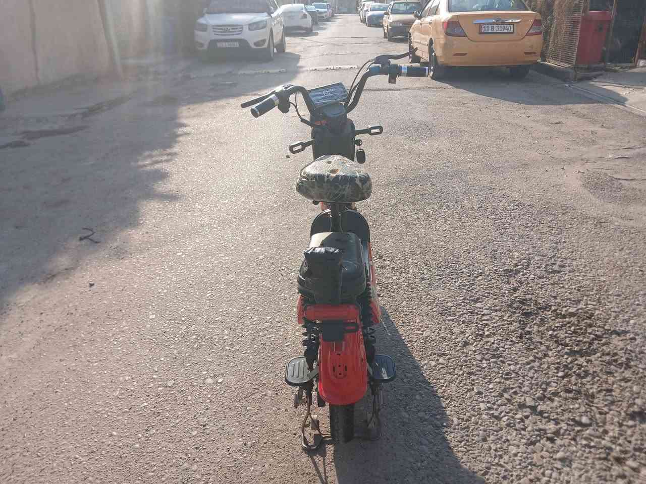 سلام عليكم دراجه شحن R6 بصمة للبيع بطاريات جديدة سرعه 48 استخدام قليل كهربائيات سليمة شاحنة جديدة فقط كشن مشكك كما مبين في الصورة السعر 130 بيهة مجال قليل مكاني بغداد تواصل واتساب وأتصال (***********)
