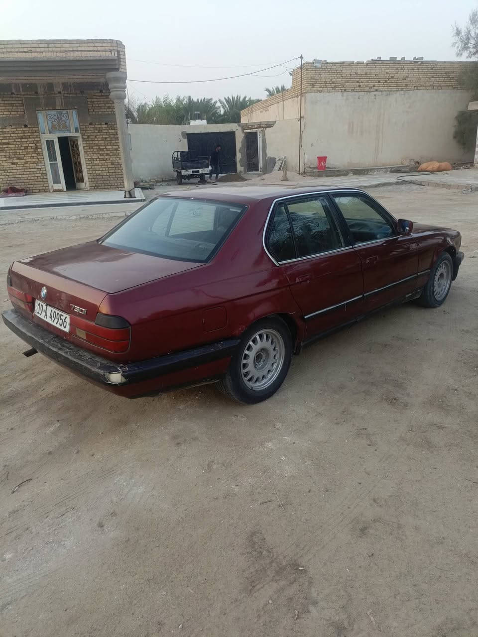 السلام عليكم السيارهBMW للبيع نوع  730 مكينه فيفتي حداديه وكير نضيفات
السعر 38 وبيه مجال ومراوس حسب القناعه
***********
