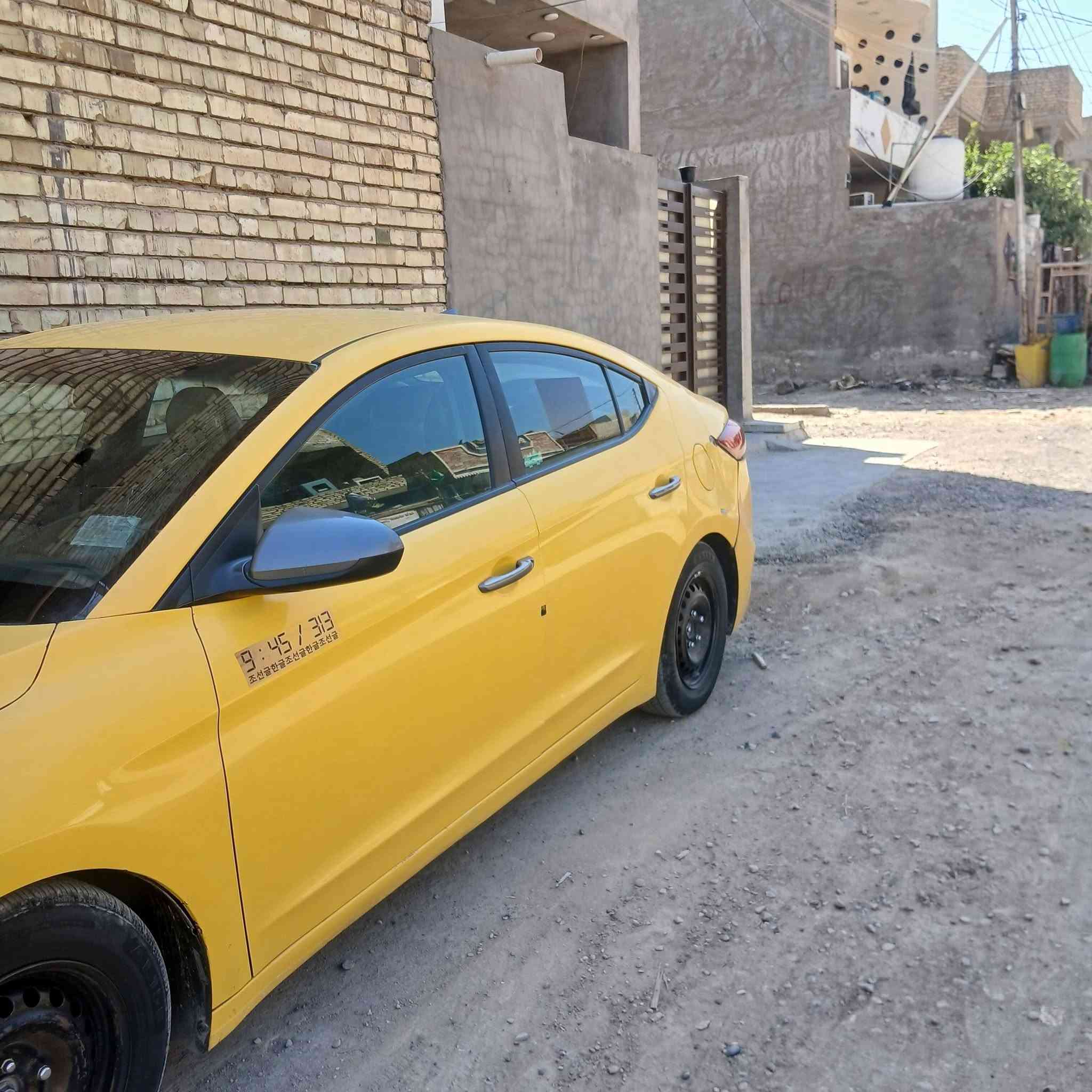النترا 2018 وارد امريكي حادث خلفي ا مريكا
با العراق هذا الجاملغ الي مبين با الصورة ورصعتين با البنيد مامبينات 
مواصفات شاشة  كامرة تحكم ستيرن جهتين ٣ وضعيات قيادة 
رقم بغداد السيارة بأسمي 
سيارة جاهزة كل نقص مابيه 
كير مكينة خير من الله تبريد ثلج
تخم تاير باتري جديد حدادية جديدة 
السعر 105 بيها مجال
***********
